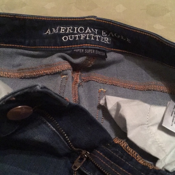 Distressed jeans - Picture 4 of 4